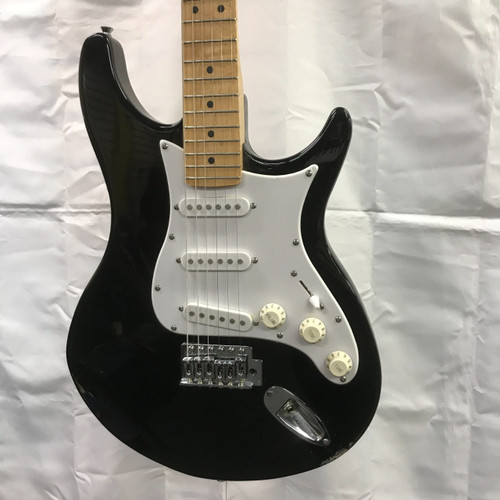 Vist Large View of Product Image Which is Used Behringer S-TYPE S Type Electric Guitar Black 6-String