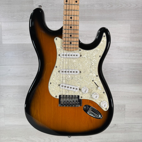 Vist Large View of Product Image Which is Used Spectrum 6-string Electric Guitar - Sunburst