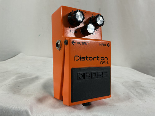 Vist Large View of Product Image Which is Used Boss DISTORTION DS-1 Distortion Pedal
