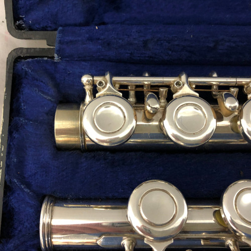 Vist Large View of Product Image Which is Used Armstrong 104 Student Flute