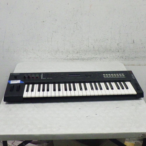 Vist Large View of Product Image Which is Used Yamaha MX49 keybaord with Power 49-Key Keyboard 49-Key