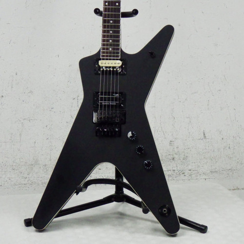 Vist Large View of Product Image Which is Used Dean MLX Pointy Electric Guitar Black 6-String