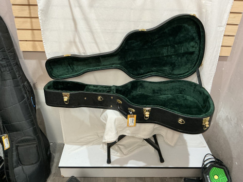 Vist Large View of Product Image Which is Used HARDSHELL CASE ACOUSTIC Guitar Case