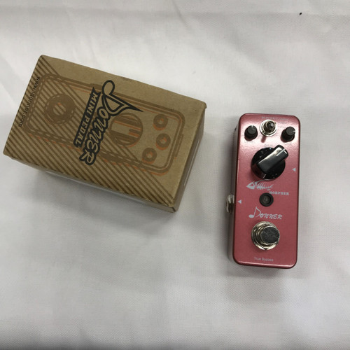 Vist Large View of Product Image Which is Used Donner MORPHER Distortion Pedal