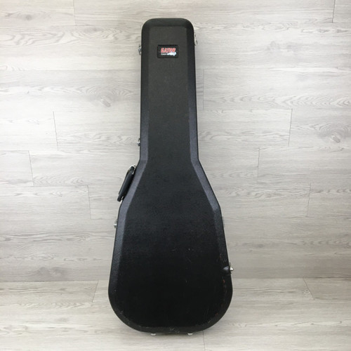 Vist Large View of Product Image Which is Used Gator CLASSICAL HARDSHELL CASE Guitar Case