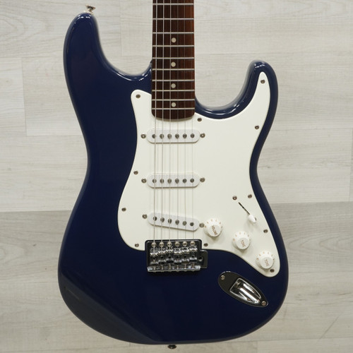 Vist Large View of Product Image Which is Used Squier Affinity Series Stratocaster Electric Guitar Blue