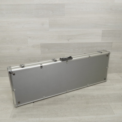 Vist Large View of Product Image Which is Used Aluminum Electric Guitar Case