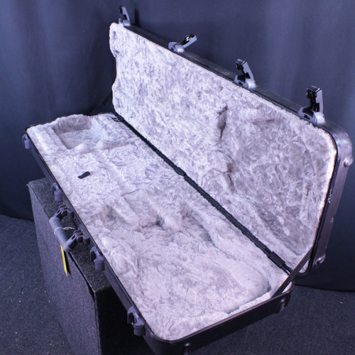 Vist Large View of Product Image Which is Used Fender P/J BASS CASE TSA Guitar Case