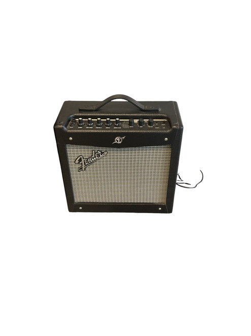 Vist Large View of Product Image Which is Used Fender FENDER MUSTANG 1 V2 Solid State Guitar Amp 1 x 8