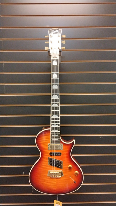 Vist Large View of Product Image Which is Used Gibson 1992 GIBSON NIGHTHAWK CST-3 Electric Guitar Cherry Sunburst 6-String