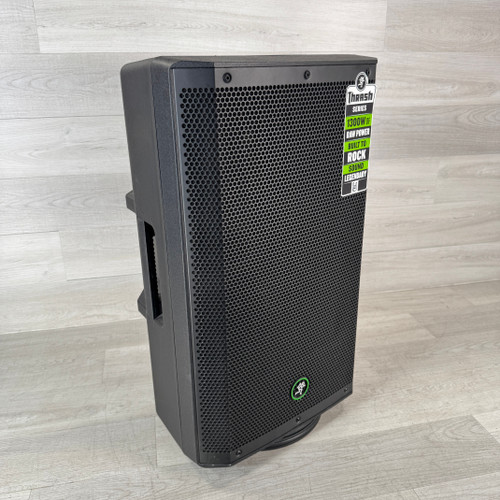 Vist Large View of Product Image Which is Used Mackie Thrash 215 - 1300-watt 15-inch Powered Speaker - Local Pickup Only