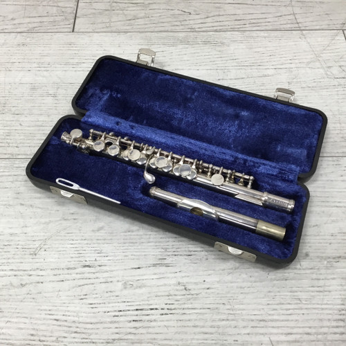 Vist Large View of Product Image Which is Used Artley Silver Plated Piccolo
