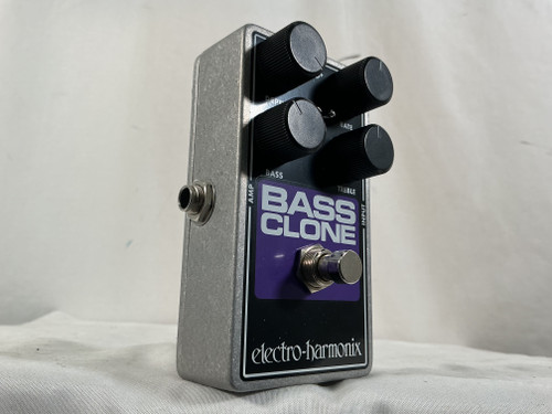 Vist Large View of Product Image Which is Used Electro Harmonix (E/H) BASS CLONE CHORUS Chorus Pedal