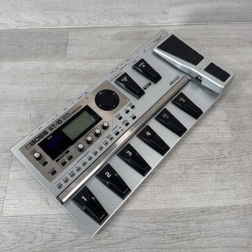 Vist Large View of Product Image Which is Used Boss GT-10 - Guitar Effects Processor - Carry Bag Included