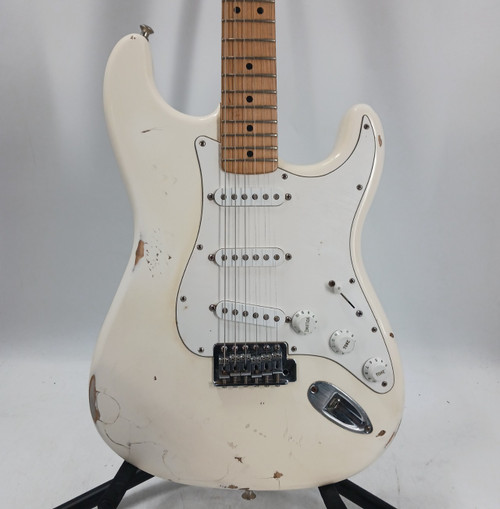 Vist Large View of Product Image Which is Used Fender STRATOCASTER MIM 2003 AS IS S Type Electric Guitar White 6-String