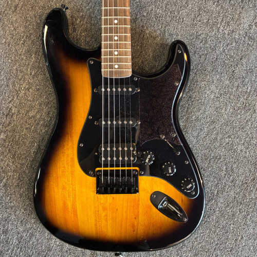 Vist Large View of Product Image Which is Used Squier STRATOCASTER S Type Electric Guitar Sunburst 6-String