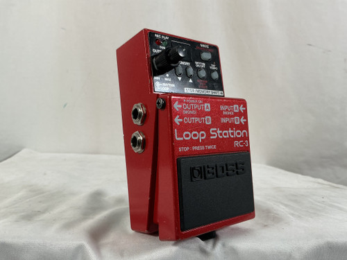 Vist Large View of Product Image Which is Used Boss LOOP STATION RC-3 Looper Pedal