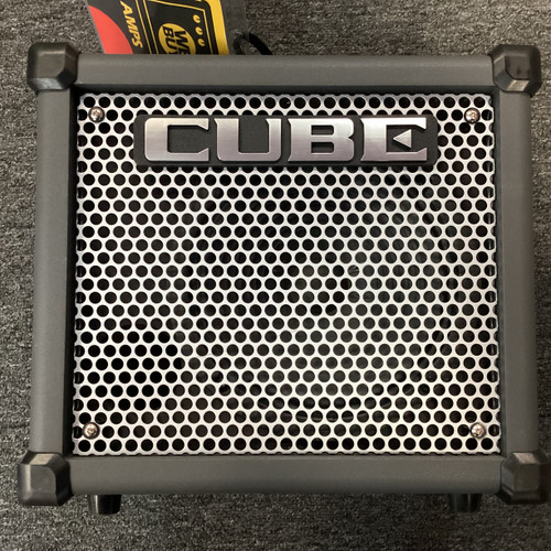 Vist Large View of Product Image Which is Used Roland CUBE 01 1 x 8 Solid State Amplifier 1 x 8