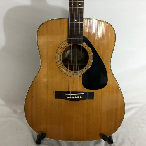 Vist Large View of Product Image Which is Used Yamaha FG-335II Solid Top Acoustic Guitar Wood