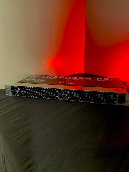 Vist Large View of Product Image Which is Used Behringer ULTRAGRAPH PRO FBQ1502HD Equalizer