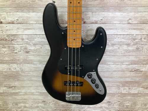 Vist Large View of Product Image Which is Used Squier 40TH ANNIV JAZZ VINTAGE EDITION Bass Guitar
