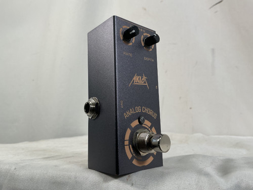 Vist Large View of Product Image Which is Used AKLOT ANOLOG CHORUS Chorus Pedal