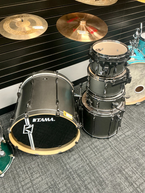 Vist Large View of Product Image Which is Used Tama SUPERSTAR Drum Shell Kit Silver/Gray