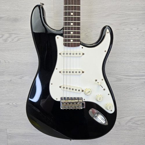 Vist Large View of Product Image Which is Used Fender STANDARD STRAT 1995 MIM S Type Electric Guitar Black 6-String