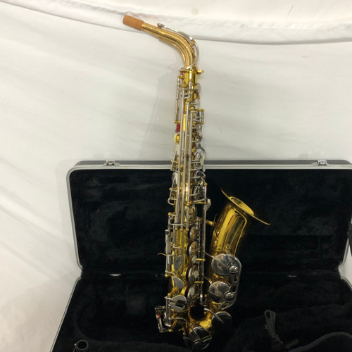Vist Large View of Product Image Which is Used Yamaha YAS-26 Alto Saxophone