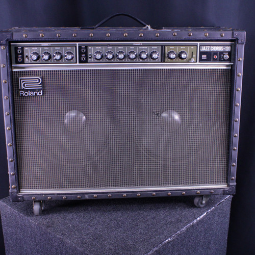 Vist Large View of Product Image Which is Used Roland JC-120 JAZZ CHORUS 1987 2 x 12 Solid State Amplifier 2 x 12