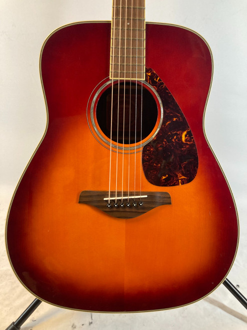 Vist Large View of Product Image Which is Used Yamaha FG735S Acoustic Guitar