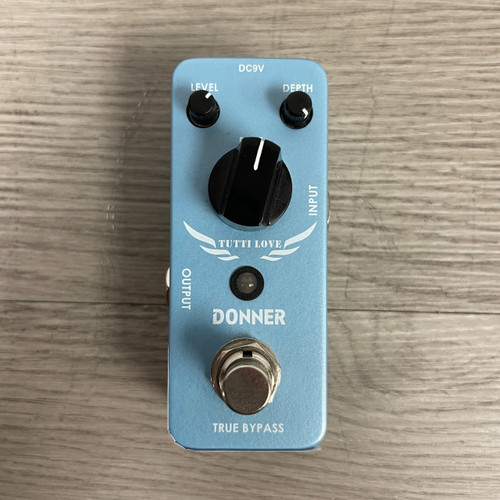 Vist Large View of Product Image Which is Used - Donner TUTTI LOVE Chorus Pedal