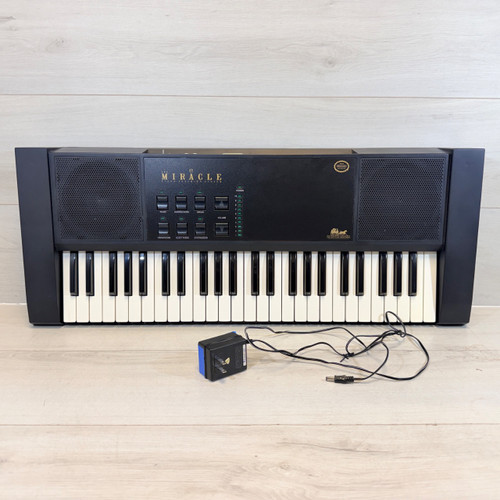 Vist Large View of Product Image Which is Used SOFTWARE TOOLWORKS NINTENDO KEYBOARD Keyboards/MIDI - Other