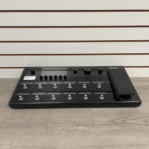 Vist Large View of Product Image Which is Used - Line 6 HELIX FLOOR Floorboard Amp Modeling + FX