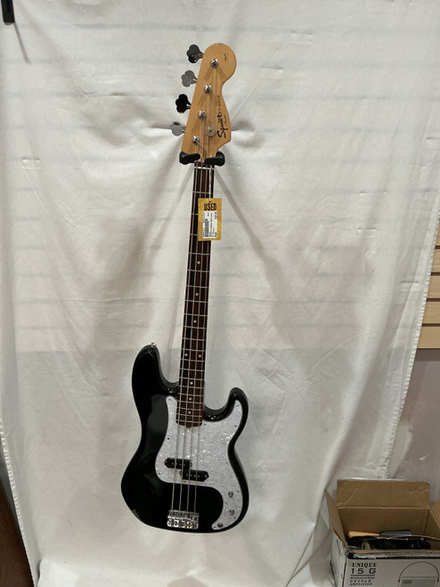 Vist Large View of Product Image Which is Used Squier AFFINITY SERIES PRECISION BASS P Type Bass Guitar Black 4-String