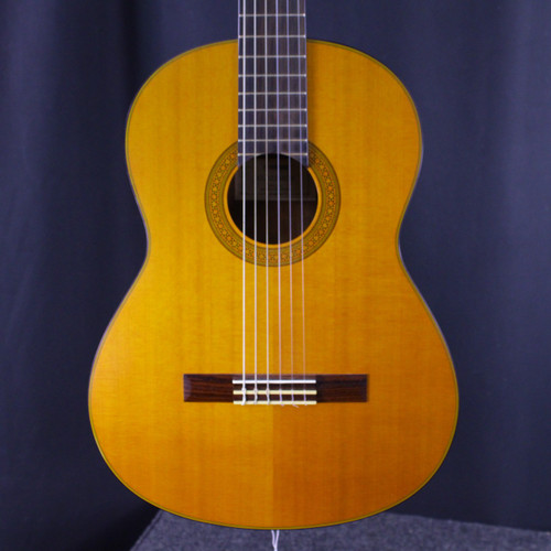 Vist Large View of Product Image Which is Used Yamaha CG122MCH CLASSICAL Laminate Top Acoustic Guitar Natural