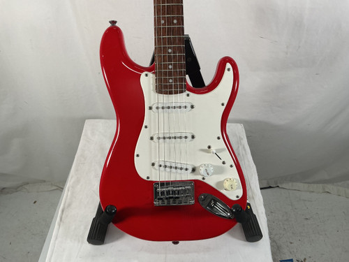 Vist Large View of Product Image Which is Used Squier MINI STRATOCASTER S Type Electric Guitar Red 6-String
