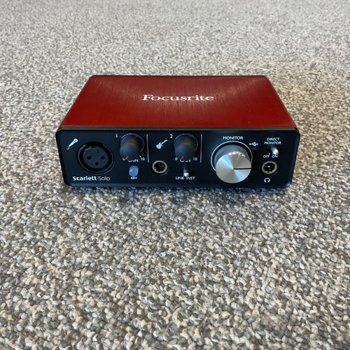 Vist Large View of Product Image Which is Used FOCUSRITE SCARLETT SOLO Interface