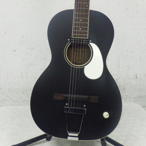 Vist Large View of Product Image Which is Used Orangewood JUNIPER S   Acoustic Guitar Black