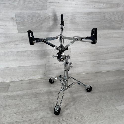 Vist Large View of Product Image Which is Used Pearl Snare Drum Stand