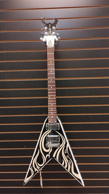Vist Large View of Product Image Which is Used BC Rich KKV Electric Guitar Black 6-String