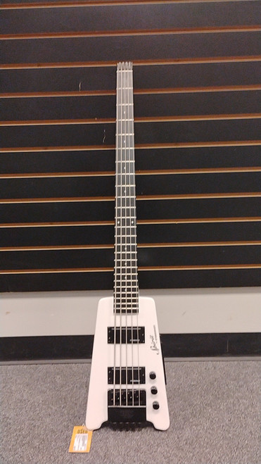 Vist Large View of Product Image Which is Used Spirit BY STEINBERGER 5 STRING BASS Electric Guitar White 6-String