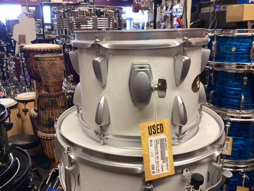 Vist Large View of Product Image Which is Used Tama IMPERIALSTAR 5PC WHITE SPARKLE W/HDW Drum Shells and Hardware White
