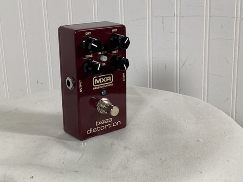 Vist Large View of Product Image Which is Used MXR M85 BASS DISTORTION Distortion Pedal