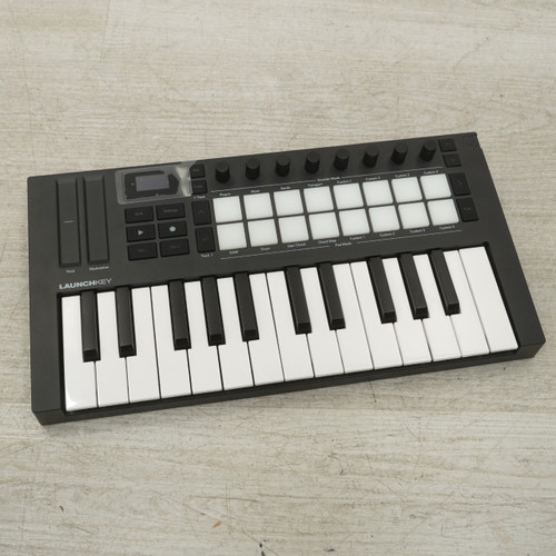 Vist Large View of Product Image Which is Used Novation Launchkey Mini 25 MK4 25-key Controller