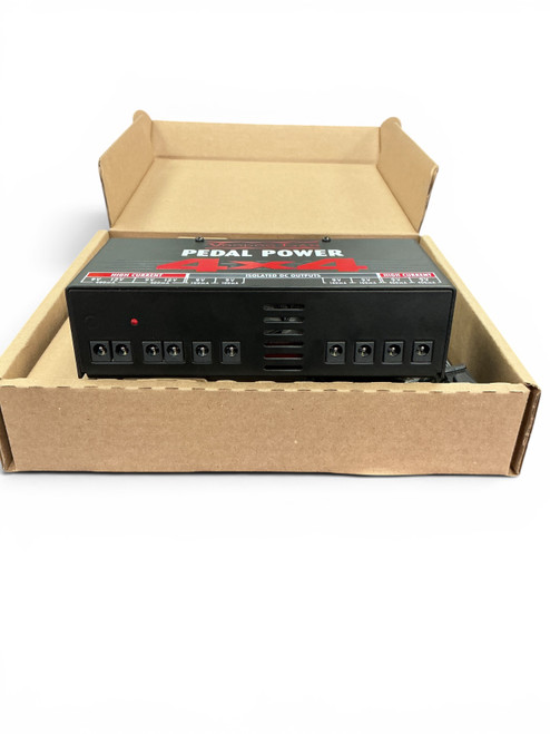 Vist Large View of Product Image Which is Used Voodoo Lab PEDAL POWER 4X4 Pedal Power Supply