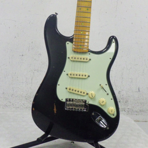 Vist Large View of Product Image Which is Used Dillion s-Style Electric Guitar S Type Electric Guitar Black 6-String