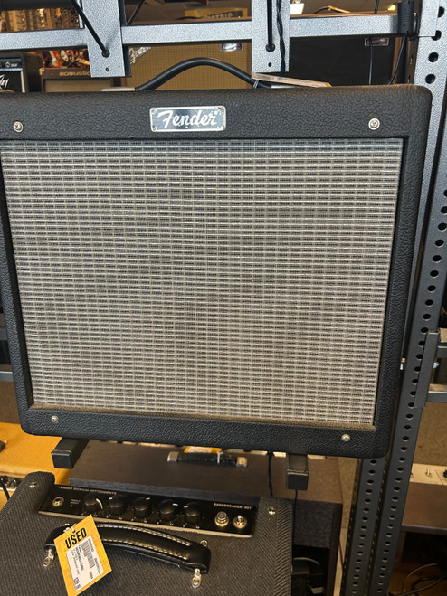 Vist Large View of Product Image Which is Used Fender BLUES JUNIOR COMBO 1 x 12 Tube Combo Amplifier 1 x 12