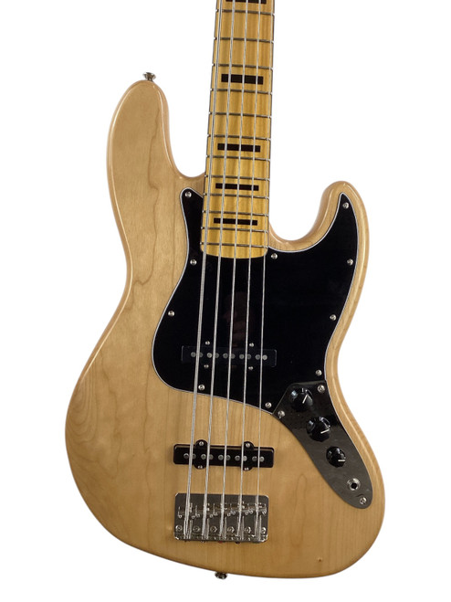 Vist Large View of Product Image Which is Used Squier JAZZ BASS CLASSIC VIBE 70S