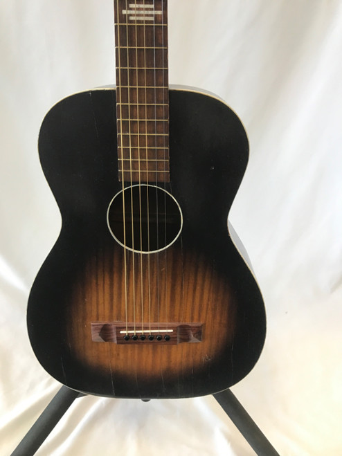 Vist Large View of Product Image Which is Used Stella PARLOUR Vintage Solid Top Acoustic Guitar Sunburst